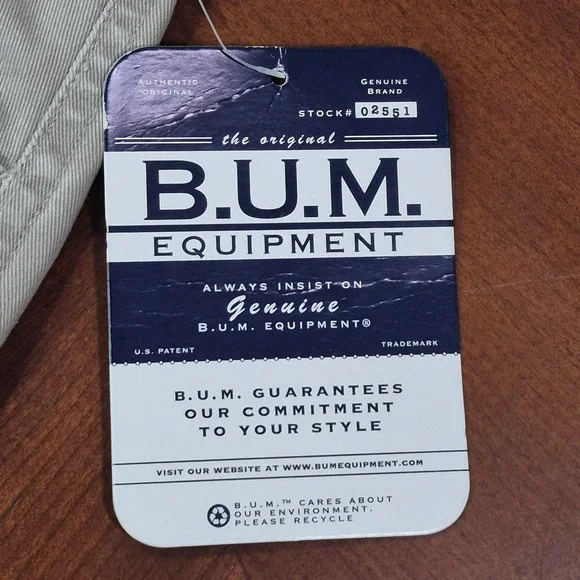 Y2K B.U.M. EQUIPMENT Cargo Shorts Khaki Low Rise CYBER GRUNGE Womens Sz 11/12VTG - Picture 3 of 6